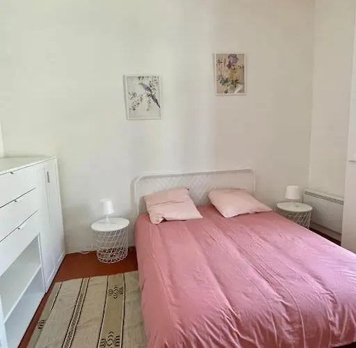 Le Montmorency 41 Authentique Et Cosy Centre Historique Proximite Parking Gratuit Lägenhet